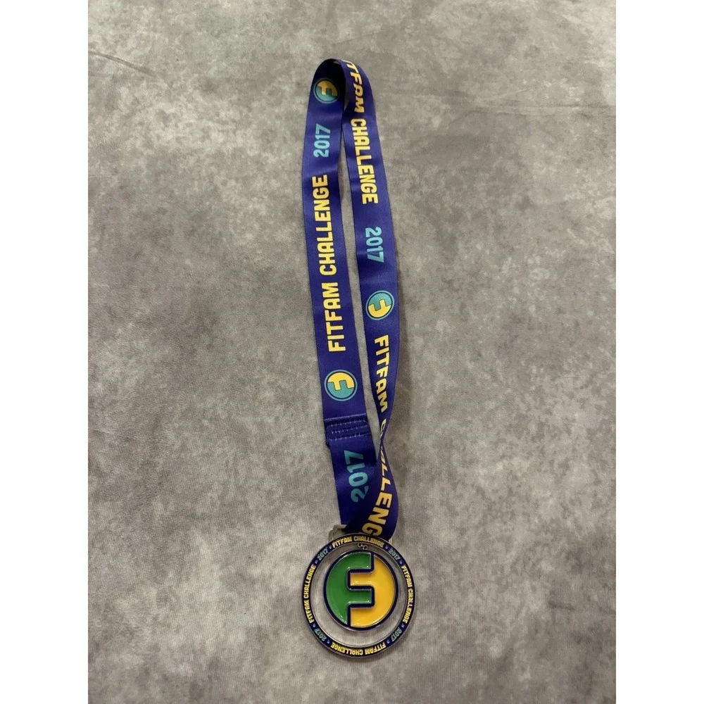 FitFam The Puppy Run Running Medal w/ Lanyard White Paw Prints, Bones. Lot of 8
